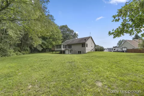 811 Bradford, Belding, MI 48809 photo 37