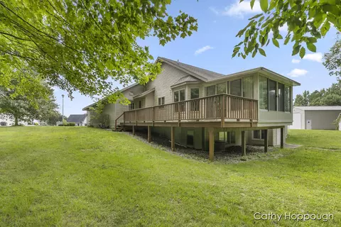 811 Bradford, Belding, MI 48809 photo 35