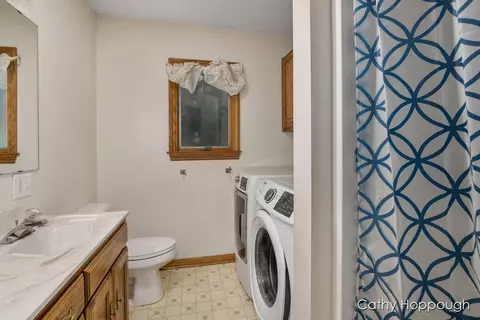 811 Bradford, Belding, MI 48809 photo 16