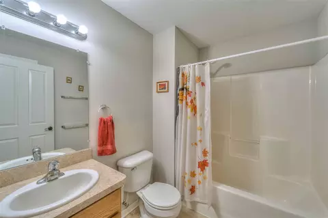 810 E Barrington, Jackson, MI 49203 photo 13