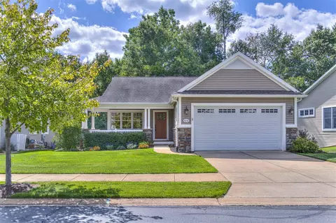 810 E Barrington, Jackson, MI 49203