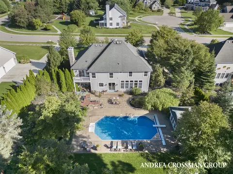 2746 Sanctuary, Stevensville, MI 49127