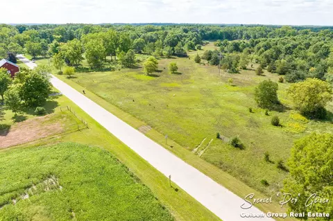 6555 Dumon, Belding, MI 48809 photo 3