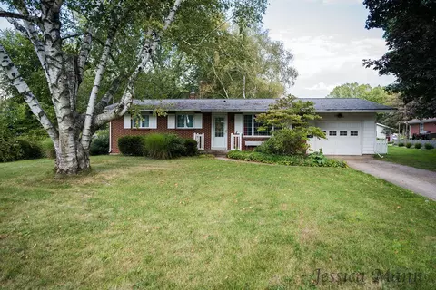 604 Cherokee, Fremont, MI 49412