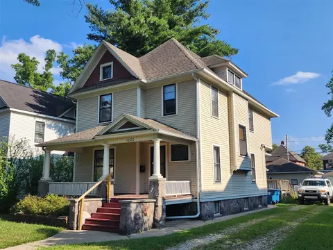 1020 E Stockbridge, Kalamazoo, MI 49001