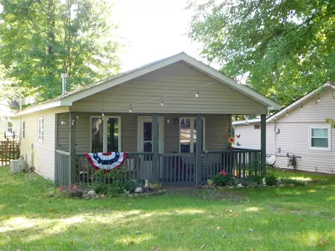 95359 Magician, Dowagiac, MI 49047