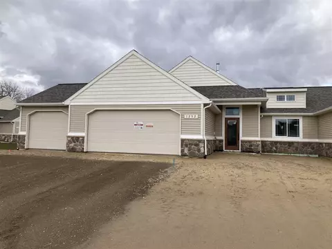 1252 Sand Spgs, Byron Center, MI 49315