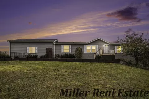 4299 Farrell, Hastings, MI 49058