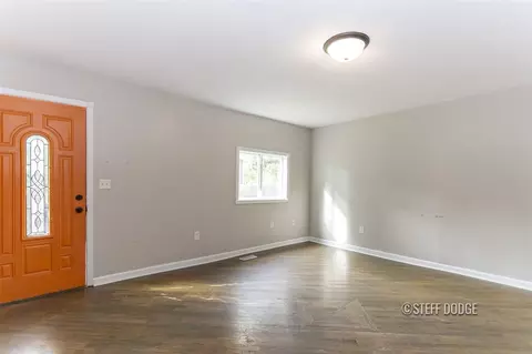 408 Lewis, Belding, MI 48809 photo 4