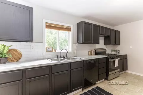 408 Lewis, Belding, MI 48809 photo 13