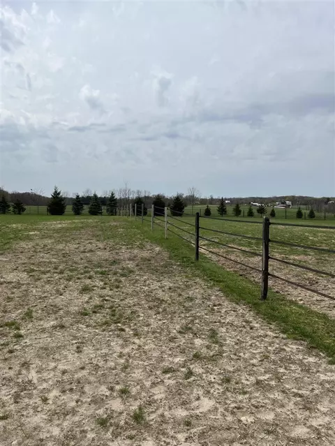 Par B S Marble, Lowell, MI 49331 photo 4