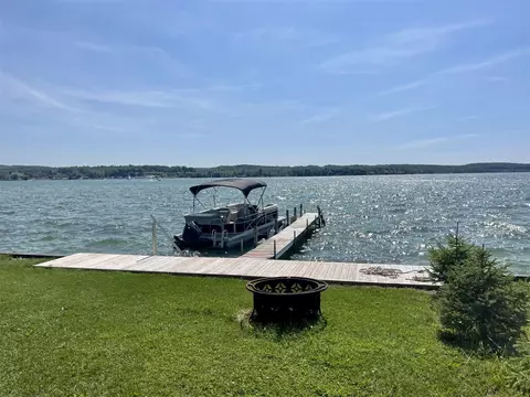 8359 2nd, Onekama, MI 49675 photo 2