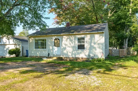 441 Bedford, Battle Creek, MI 49037