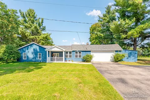 13051 Vergennes, Lowell, MI 49331