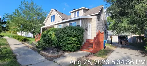 601 S Madison, Ludington, MI 49431