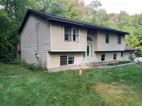 3200 W Giles, Muskegon, MI 49445
