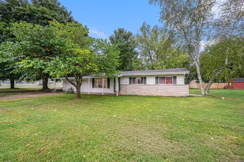 431 11th, Three Rivers, MI 49093 photo 3