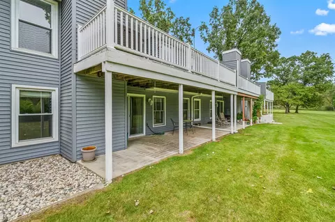 2025 Augusta, Jackson, MI 49201 photo 5
