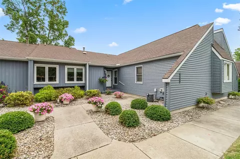2025 Augusta, Jackson, MI 49201 photo 2