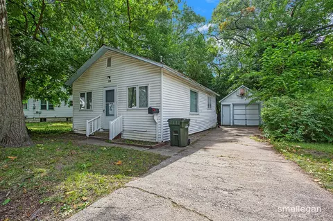 735 Ellifson, Muskegon, MI 49442
