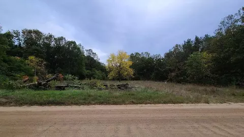 6527 E Crystal Lk, Holton, MI 49425