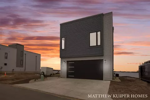 262 Viridian Shrs #9, Muskegon, MI 49440