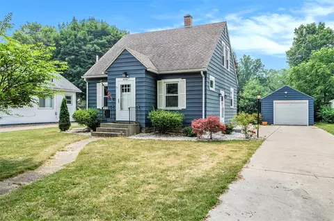 2214 Royce, Kalamazoo, MI 49001