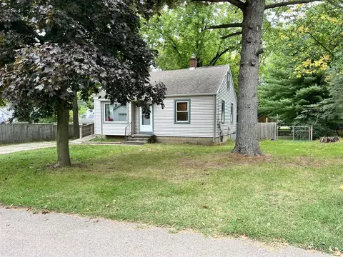 411 Water, Paw Paw, MI 49079