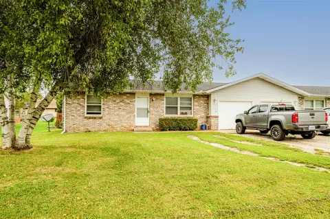612 Riverside, Watervliet, MI 49098
