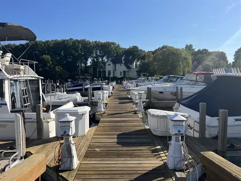 500 Virginia #56, South Haven, MI 49090