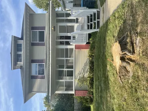 1415 Lane Blvd, Kalamazoo, MI 49001