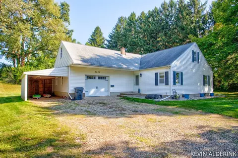 5482 Ravine, Kalamazoo, MI 49009