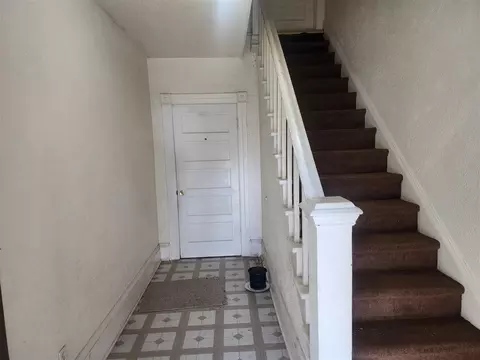 121 S Forbes, Jackson, MI 49203 photo 3