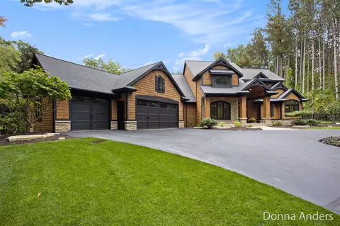2500 Sturbridge, Ada, MI 49301 photo 10