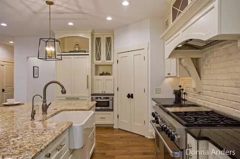 2500 Sturbridge, Ada, MI 49301 photo 31