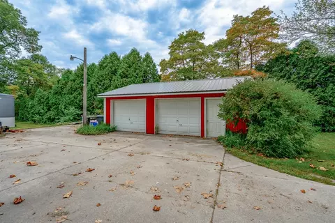 776 M-89, Plainwell, MI 49080 photo 32