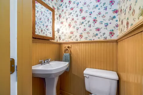 776 M-89, Plainwell, MI 49080 photo 17