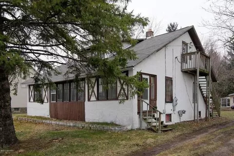 3403 E Main, Kalamazoo, MI 49048