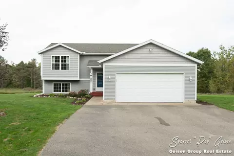 9568 Coyote, Belding, MI 48809 photo 5