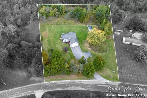 9568 Coyote, Belding, MI 48809 photo 2