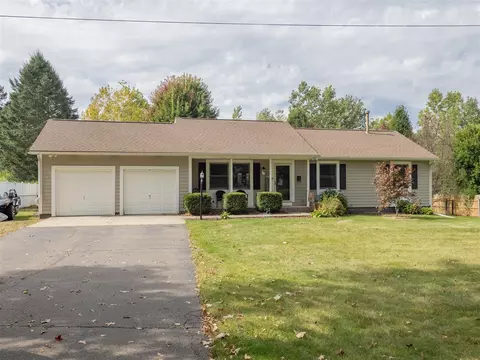 11924 Oakland, Schoolcraft, MI 49087