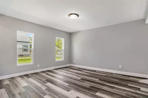 324 E Michigan, Three Rivers, MI 49093 photo 9
