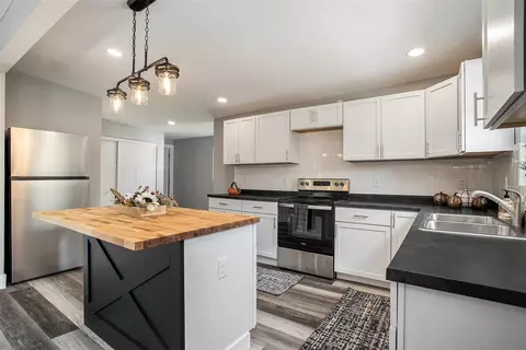 324 E Michigan, Three Rivers, MI 49093 photo 15