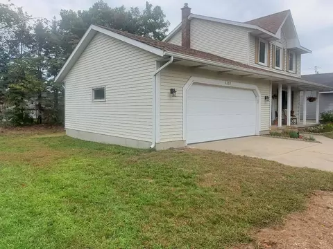 2207 Sandstone, Jenison, MI 49428 photo 7