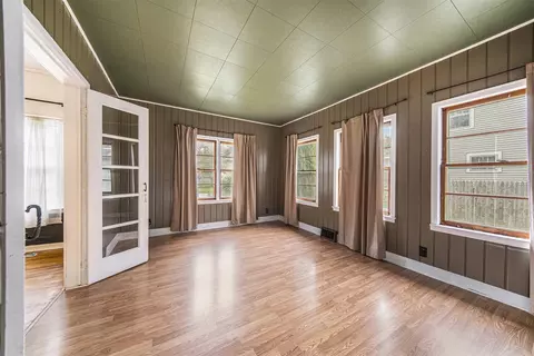 322 N Grinnell, Jackson, MI 49202 photo 9