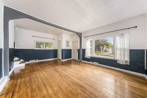 322 N Grinnell, Jackson, MI 49202 photo 4