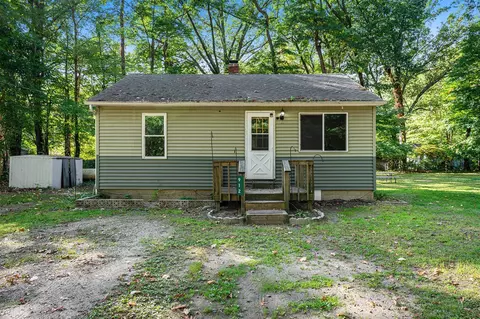 912 Maas, Pullman, MI 49450