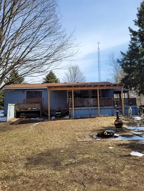 301 Chase, Luther, MI 49656