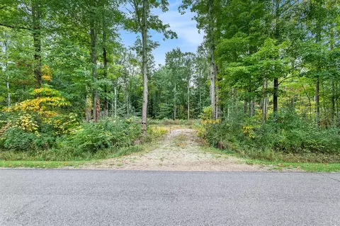 V/l 42nd, Paw Paw, MI 49079