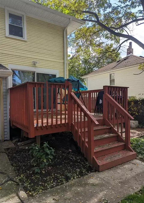 226 N Wisner, Jackson, MI 49202 photo 3